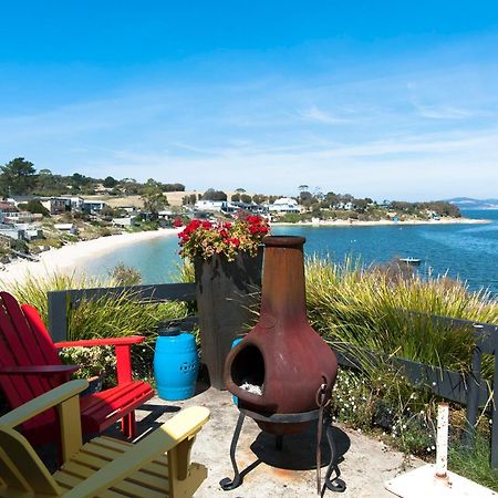 Beach Buoy Opossum Bay Villa South Arm Exterior photo