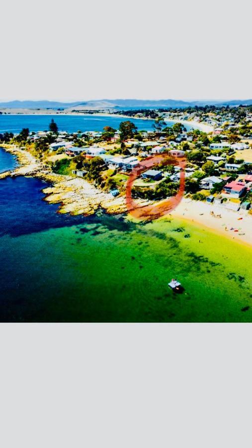 Beach Buoy Opossum Bay Villa South Arm Exterior photo